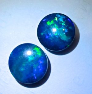 opals,opal wholesale,opals for sale,opal gemstones,black opals,october birthstone ,black opals for sale