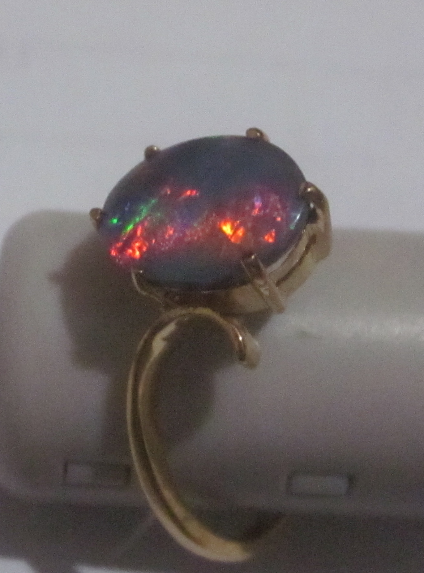 Gold opal rings Australian opal rings 